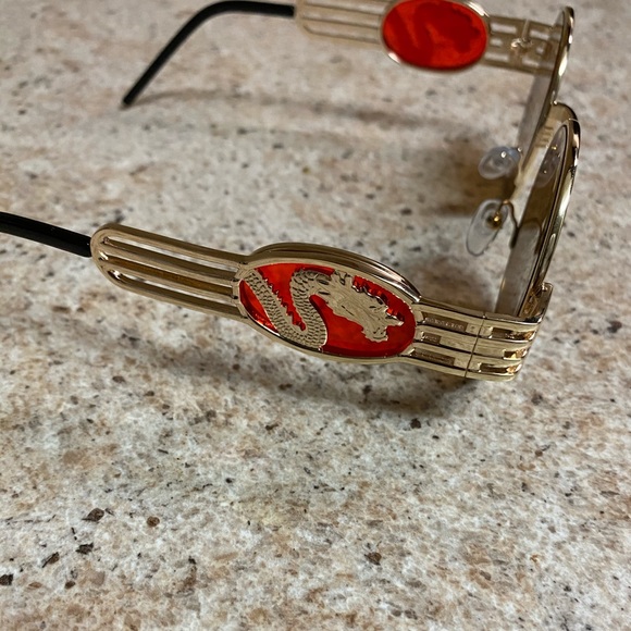 Gold & Brown Dragon Circle Frames - Picture 3 of 4